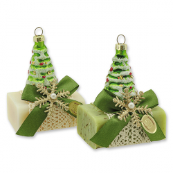 Green accents - Christmas