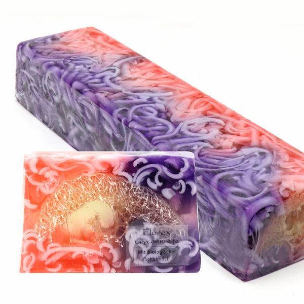 Handmade glycerin-soap with loofah 90g in cello, lilac 