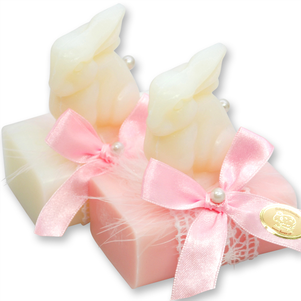 Schafmilchseife eckig 100g dekoriert mit Seife Zwerghase 40g, Classic/Pfingstrose 
