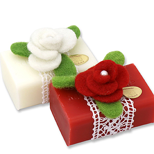 Sheep milk soap 100g, decorated with a felt flower, Classic/rose 