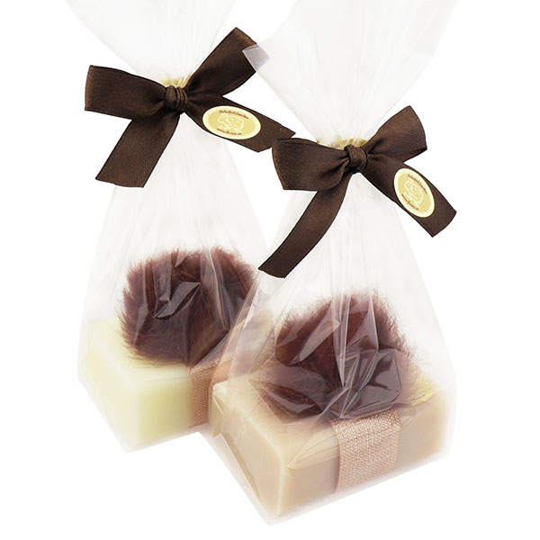 Schafmilchseife eckig 100g dekoriert mit  Puschel in Cello, Classic/Mandelöl 