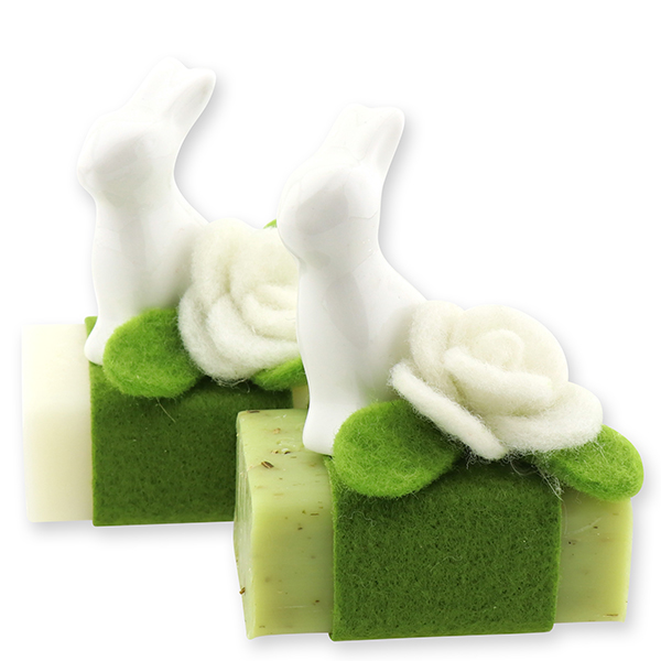 Schafmilchseife eckig 100g dekoriert mit Hase, Classic/Eisenkraut 