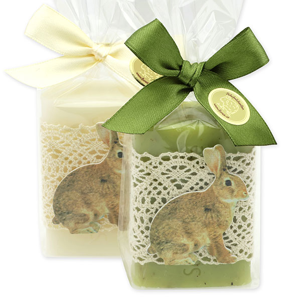Schafmilchseife eckig 100g dekoriert mit Hase in Cello, Classic/Eisenkraut 
