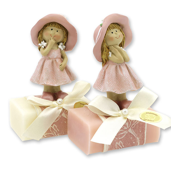 Sheep milk soap 100g decorated with a flower child, Classic/Magnolia 