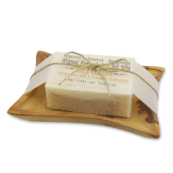 Kaltgerührte Seife eckig 100g verpackt auf Olivenholz-Seifenschale "Aus Liebe zur Tradition", Salz-Seife Classic 