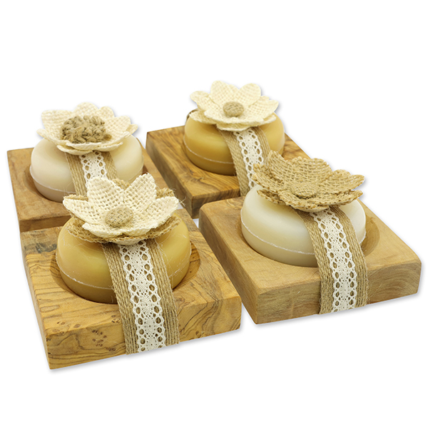 Schafmilchseife rund 100g auf Olivenholz-Seifenschale, Classic/Zirbe 