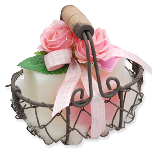 Wire basket filled with a soap square 100g and soap heart 23g, decorated with roses, Classic/peony 