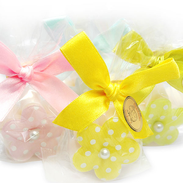 Sheep milk soap flower 20g, decorated with a flower in a cellophane, Classic 