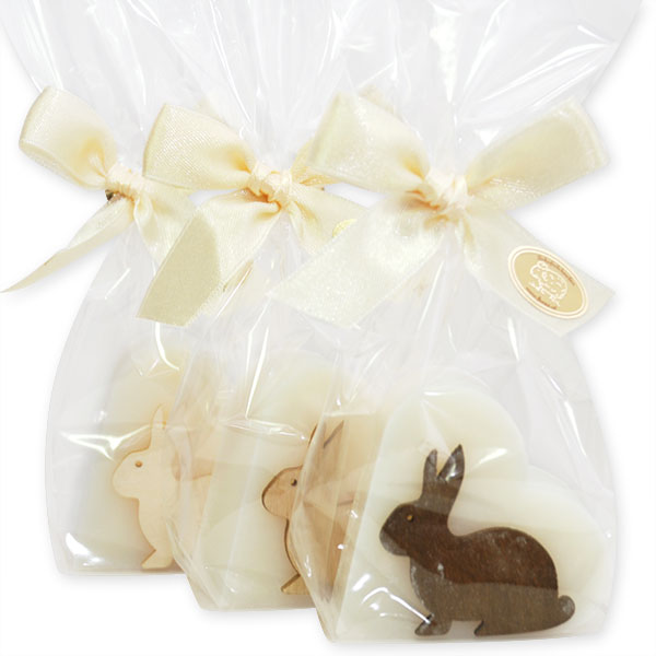 Schafmilchseife Herz 65g, dekoriert mit Holzhase in Cello, Classic 