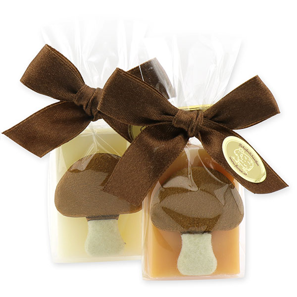 Sheep milk guest soap 25g decorated with a mushroom in a cellophane, Classic/swiss pine 