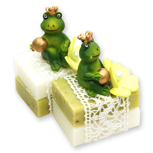 Sheep milk guest soap 2x25g decorated with a frog prince, Classic/verbena 