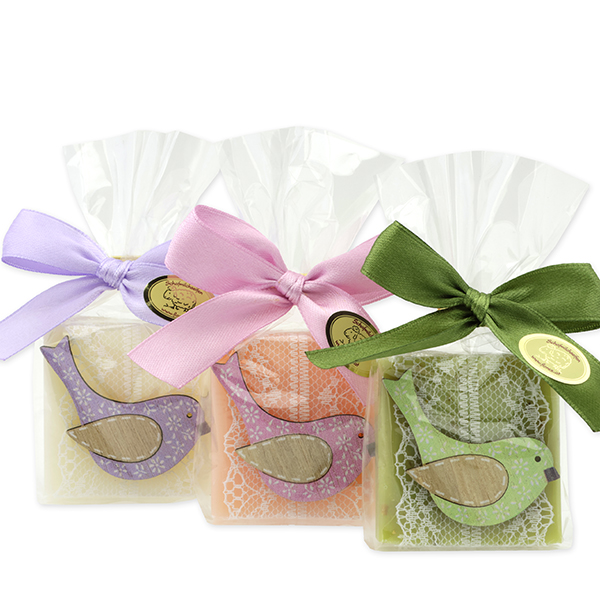 Schafmilchseife Quadrat 35g dekoriert mit Vogel in Cello, Classic/Eisenkraut/Pfingstrose 