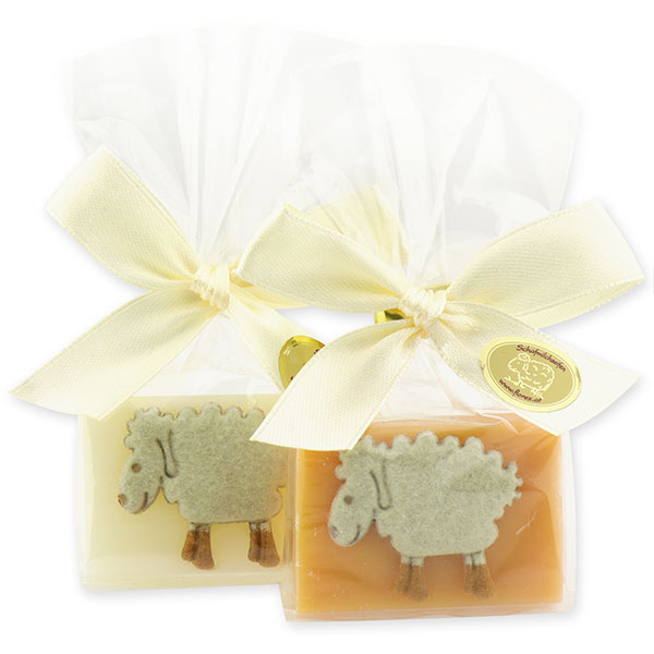 Sheep milk guest soap 25g decorated with a sheep in a cellophane, Classic/swiss pine 