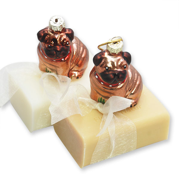Sheep milk soap 100g, decorated with a pug, Classic/quince 