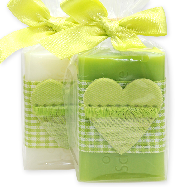Schafmilchseife eckig 100g, dekoriert mit Herz in Cello, Classic/Birne 