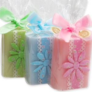 Sheep milk soap 100g, decorated with a flower in a cellophane, sorted 