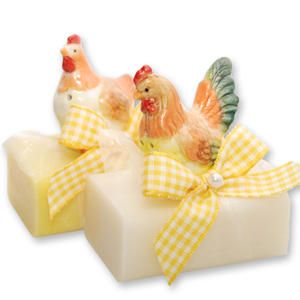 Sheep milk soap 100g decorated with a ceramic hen, Classic/chamomile 