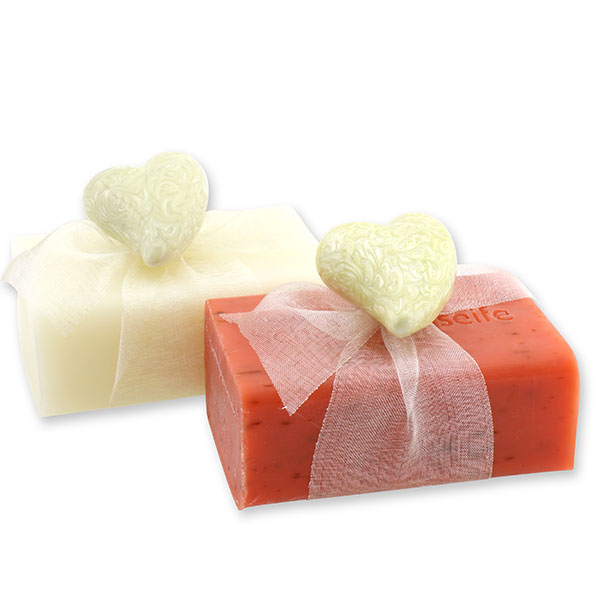Sheep milk soap 100g, decorated with a heart, Classic/Rose with petals 