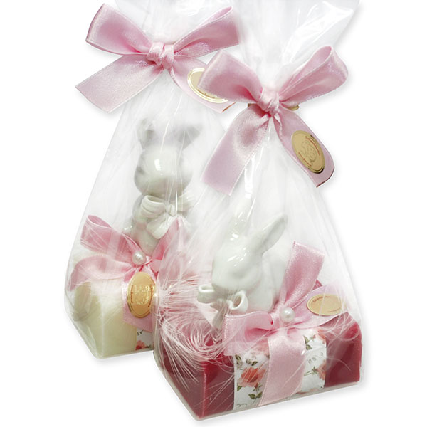 Schafmilchseife eckig 100g dekoriert mit Hase in Cello, Classic/Malvenblüte 