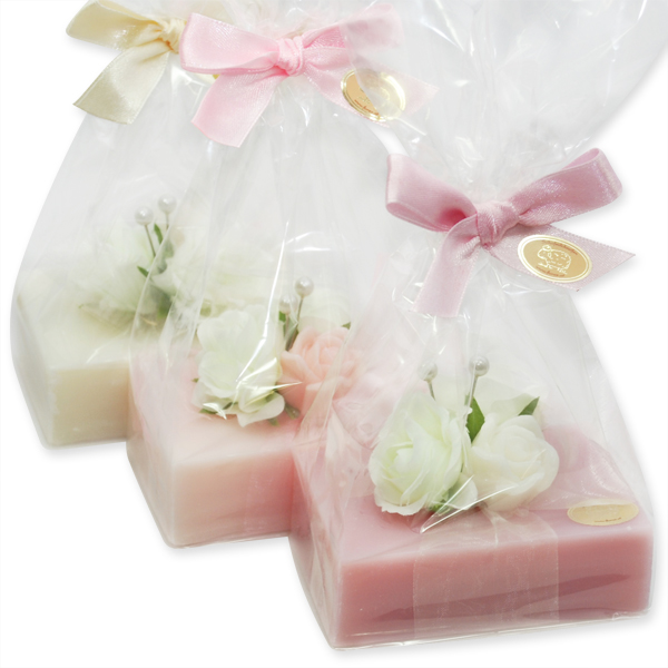 Sheep milk soap 150g, decorated with a soap rose 'florex' 7g in a cellophane, sortiert 