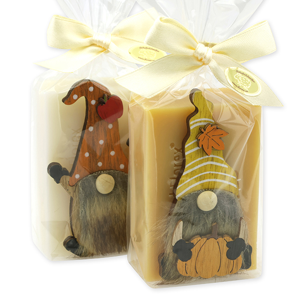 Sheep milk soap 150g decorated with a gnome in a cellophane, Classic/Swiss pine 
