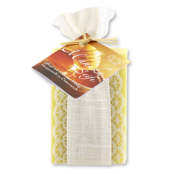 Cold-stirred plant soap 100g with a ribbon, Manuka honey 