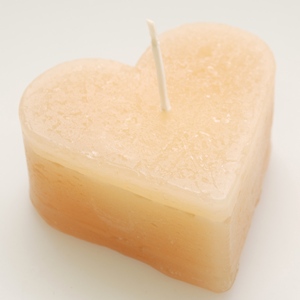 Florex Duftkerze Herz groß flach Quitte 6,5 x 6,5 x 3 cm 