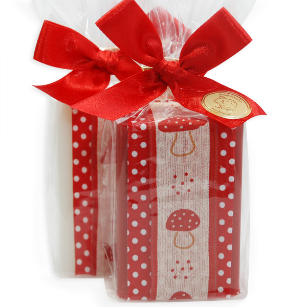 Sheep milk soap 100g decorated with a ribbon in a cellophane, Classic/pomegranate 