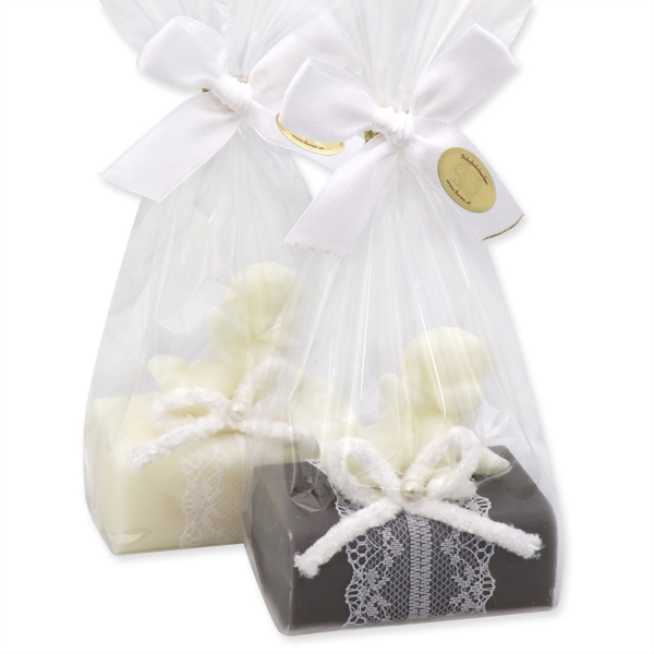 Schafmilchseife eckig 100g dekoriert mit Seifenengel 20g in Cello, Classic/Christrose 