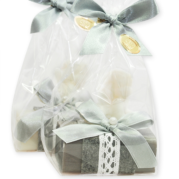 Schafmilchseife eckig 100g dekoriert mit Seifenengel 20g in Cello, Classic/Christrose 