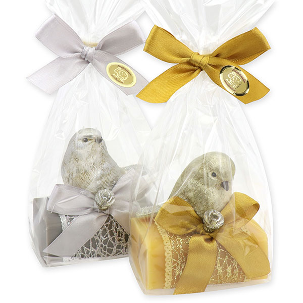 Sheep milk soap 100g decorated with a bird in a cellophane, Christmas rose/swiss pine 