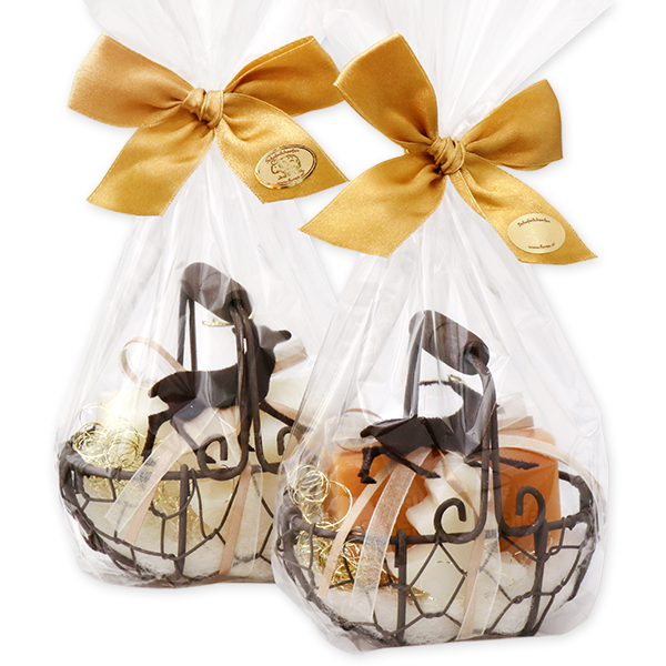 Wire basked filled with a sheep milk soap 100g and a tree 16g decorated in a cellophane, Classic/swiss pine 