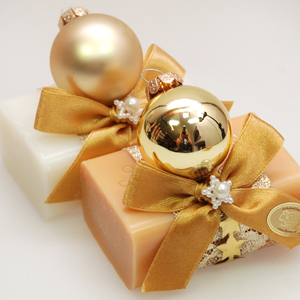 Sheep milk soap 100g deocrated with a glass christmas ball, Classic/quince 