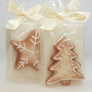 Sheep milk soap 150g decorated with gingerbread cookies decorations in a cellophane, Classic 