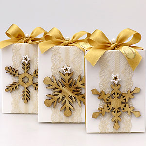 Sheep milk soap 150g in a box decorated with a snowflake, Classic/quince 
