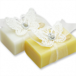 Schafmilchseife eckig 100g, dekoriert mit Häkelschmetterling, Classic/Kamille 