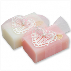 Schafmilchseife eckig 100g, dekoriert mit Herz, Classic/Pfingstrose 