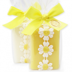 Schafmilchseife eckig 100g, dekoriert mit Blumenband in Cello, Classic/Kamille 