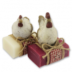 Schafmilchseife eckig 100g dekoriert mit Hahn/Huhn, Classic/Malvenblüte 