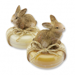 Schafmilchseife rund 100g in der Dose dekoriert mit Hase, Classic/Zirbe 