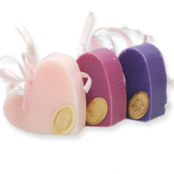 Schafmilchseife Herz mittel 23g hängend, dekoriert mit Perlenband, sortiert 