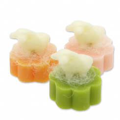 Schafmilchseife Blume mini 20g, dekoriert mit Seifen Schaf 4,5g, sortiert 