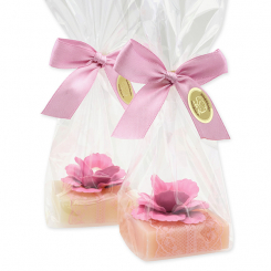 Sheep milk guest soap 35g decorated with a flower in a cellophane, classic/peony 