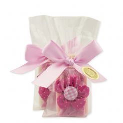 Sheep milk guest soap 25g decorated with a flower in a cellophane, classic/peony 