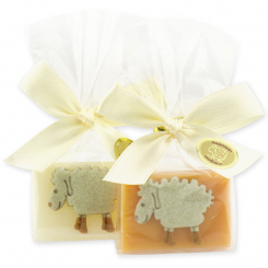 Schafmilchseife Gästeseife 25g dekoriert mit Filz Schaf in Cello, Classic/Zirbe 
