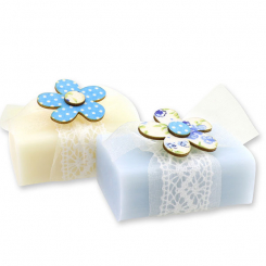 Schafmilchseife eckig 100g, dekoriert mit Holzblume, Classic/Vergissmeinnicht 