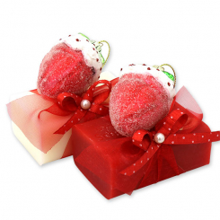 Sheep milk soap 100g, decorated with a glass strawberry, Classic/strawberry 