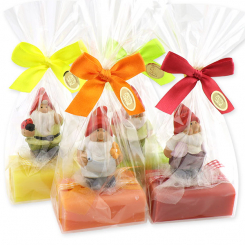 Schafmilchseife eckig 100g, dekoriert mit Gartenzwerg in Cello, sortiert 