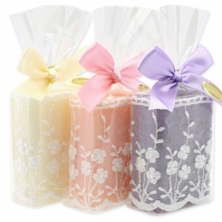 Schafmilchseife eckig 100g, dekoriert mit Spitzenband in Cello, sortiert 