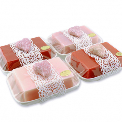 Sheep milk soap 150g on a soap dish, decorated with a heart in a cellophane, sorted 